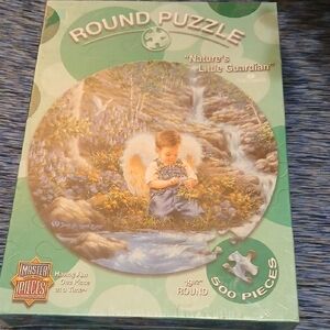 MasterPieces Round Puzzle - Nature's Little Guardian